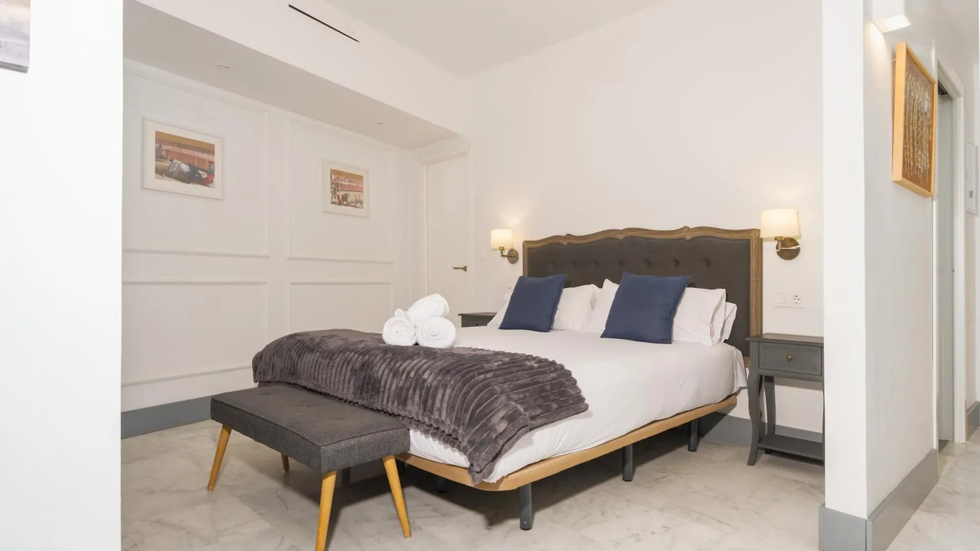 Apartment Panther Home Francos Seville Spain
